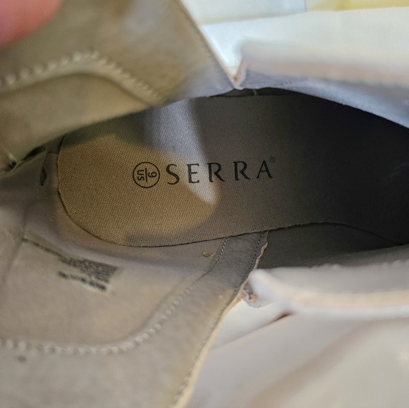 SERRA sz 9 Side Cut Bootie - Picture 3 of 8